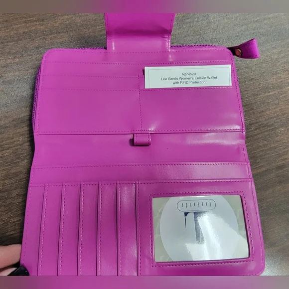 New-Beautiful Magenta/Pink Lee Sands Eelskin Wallet W/ RFID Protection - Picture 7 of 9